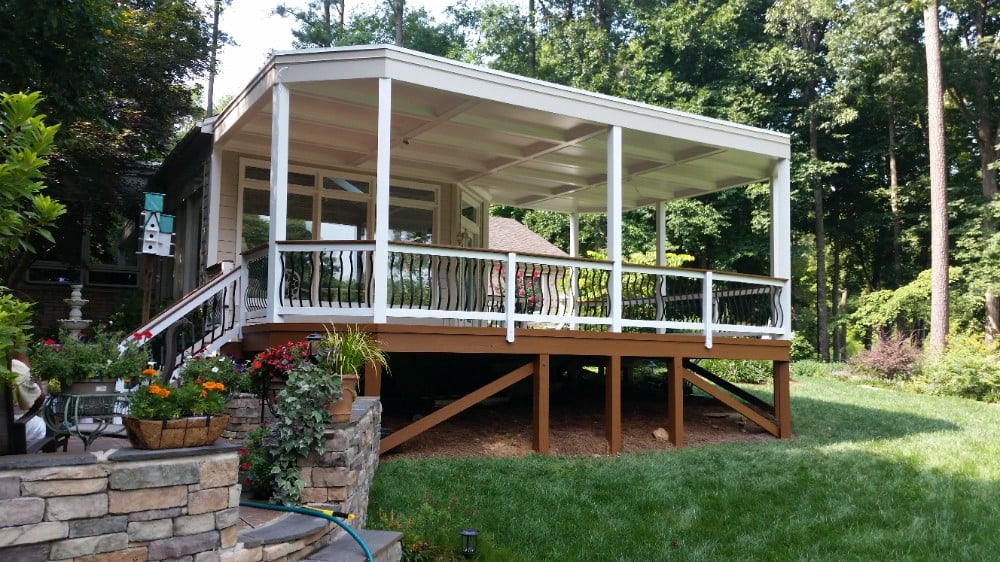 Back Deck We services Raleigh, Durham, Chapel Hill, Wake Forest, Brier Creek, Hillsbourough, Pittsboro, Rolesville with Sherwin Williams, Ben Moore paints for Interior, Exterior, Cabinets, Decks, & Commerical