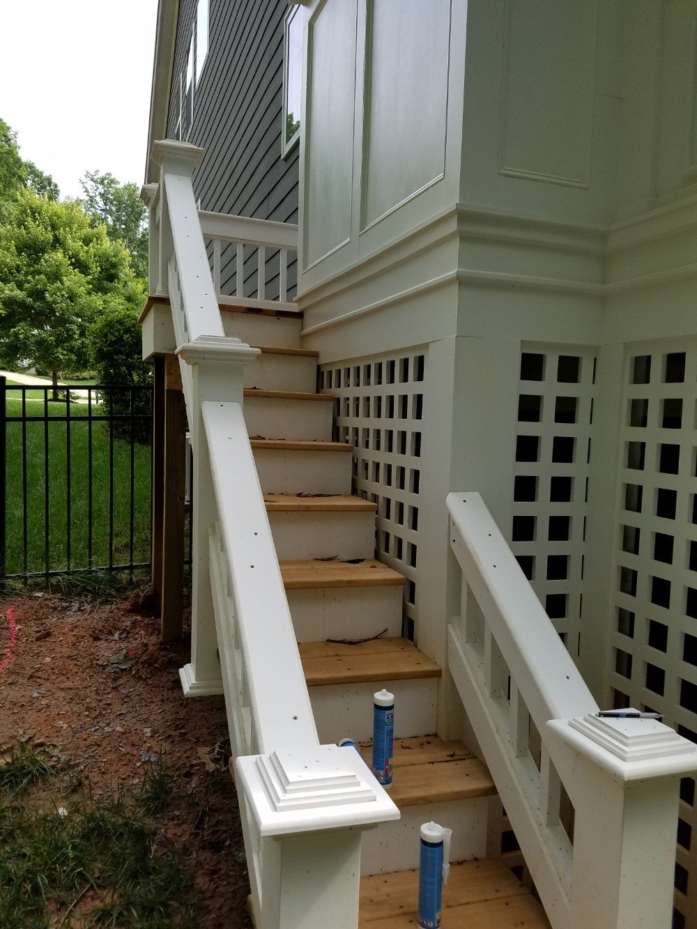 Deck Railing We services Raleigh, Durham, Chapel Hill, Wake Forest, Brier Creek, Hillsbourough, Pittsboro, Rolesville with Sherwin Williams, Ben Moore paints for Interior, Exterior, Cabinets, Decks, & Commerical