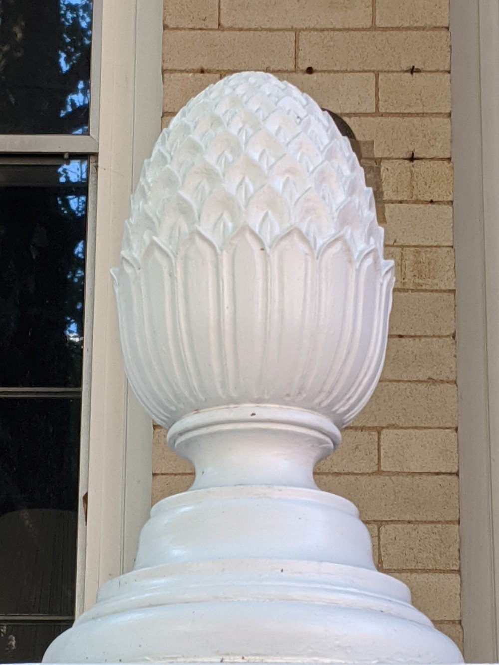 Decorative Pineapple Trim