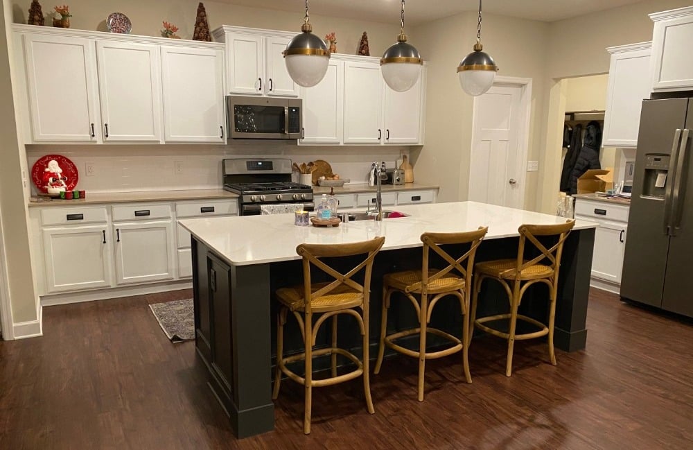 Kitchen Island and Cabinets