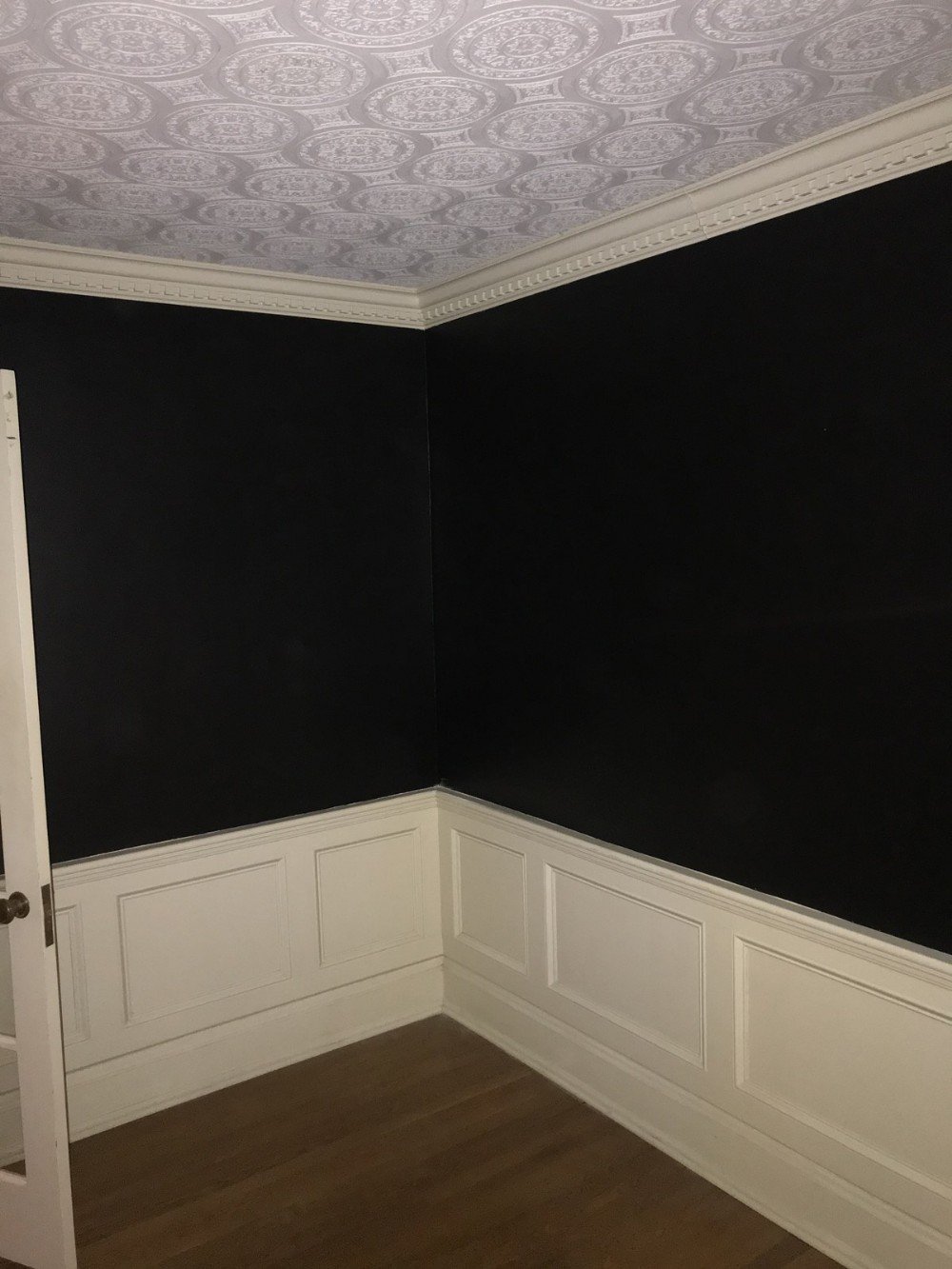 Black walls white trim