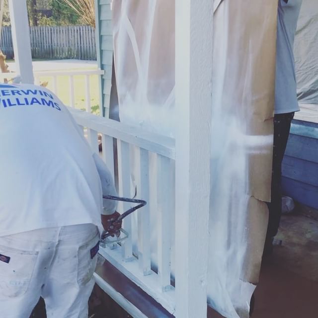 What a beautiful day for painting in Guyton! . . . #fivestarsav #fivestarpainting #neighborly #paint #painting #sherwinwilliams #guyton #savannah #pooler #paintlife