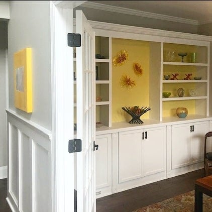 Delaware Painting, Residential Painting, Interior Painting, Color Consultation, Color Consultant, Remodeling, Expert Painting, Sherwin-Williams, Accent Wall, Vibrant Paint, Shelves, Hutch, Bookcase, Wilmington