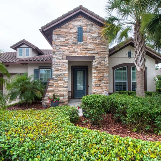 brown stone house