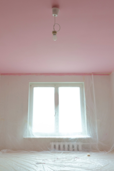 Plastic Coverings on Walls and Floors for Painting Plastic Coverings on Walls and Floors for Painting